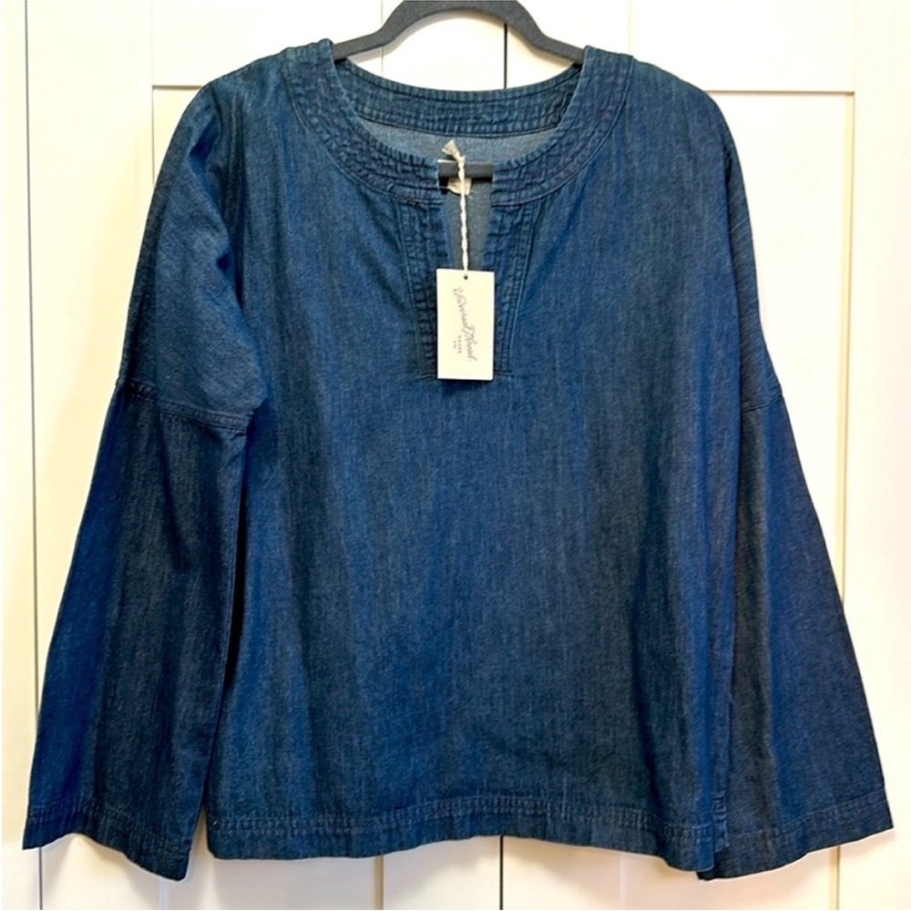 Blue V Neck Top With Long Bell Sleeved Sz MED NEW! FIRM PRICE 60% OFF!!